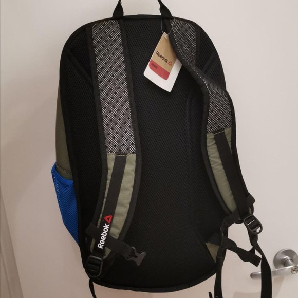 Nwt Reebok 24L Backpack ONE Series Medium - Picture 4 of 5